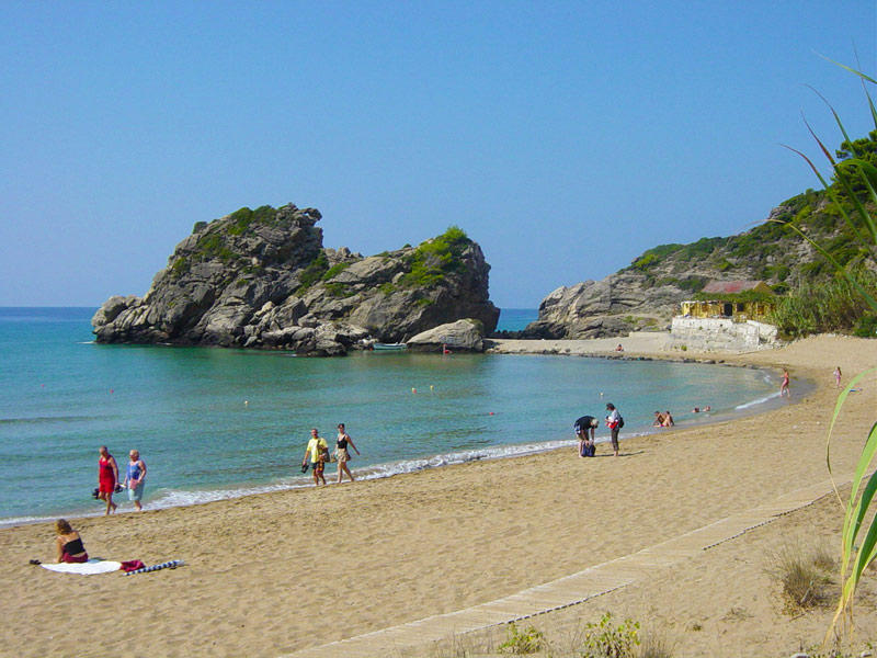 am-Pelekas-Strand-(Kontogialos-Beach)